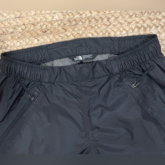 The North Face Women’s Waterproof Non-insulated Hiking Ski Pants - Picture 3 of 7